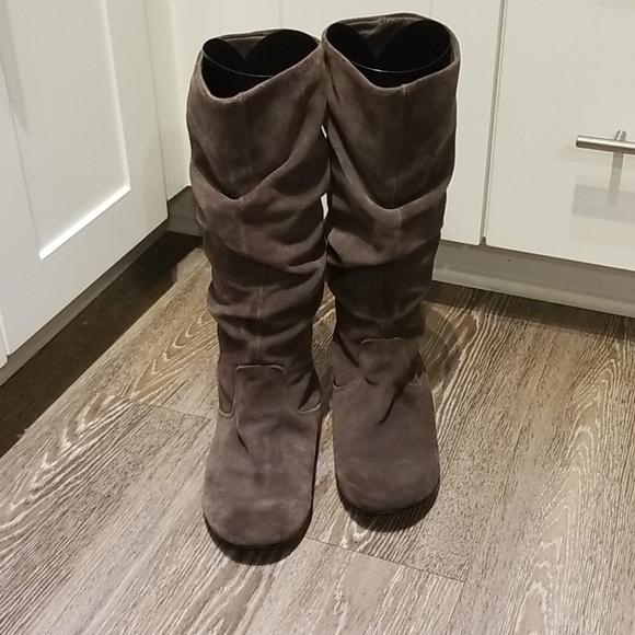 Steve Madden Tianna Slouch Boot - Picture 2 of 5